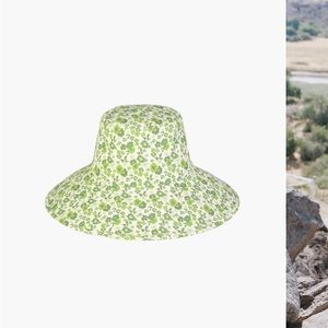 Lack of Color- Holiday bucket Ivy bloom